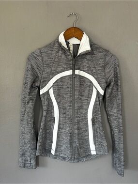 Lululemon Define Jacket Size 4 Gray White Striped Full Zip